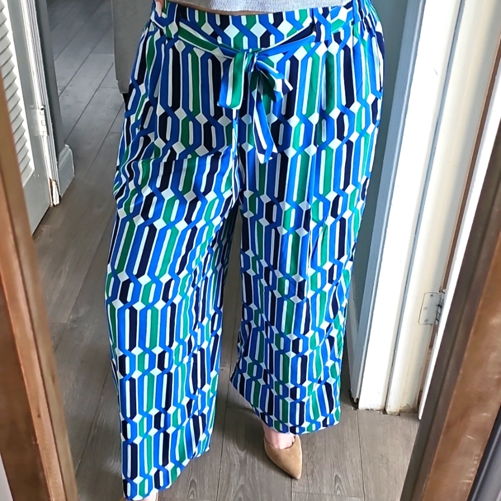 Du Jour Geometric Blue/Green Widelegged highwaisted Pull on Pants